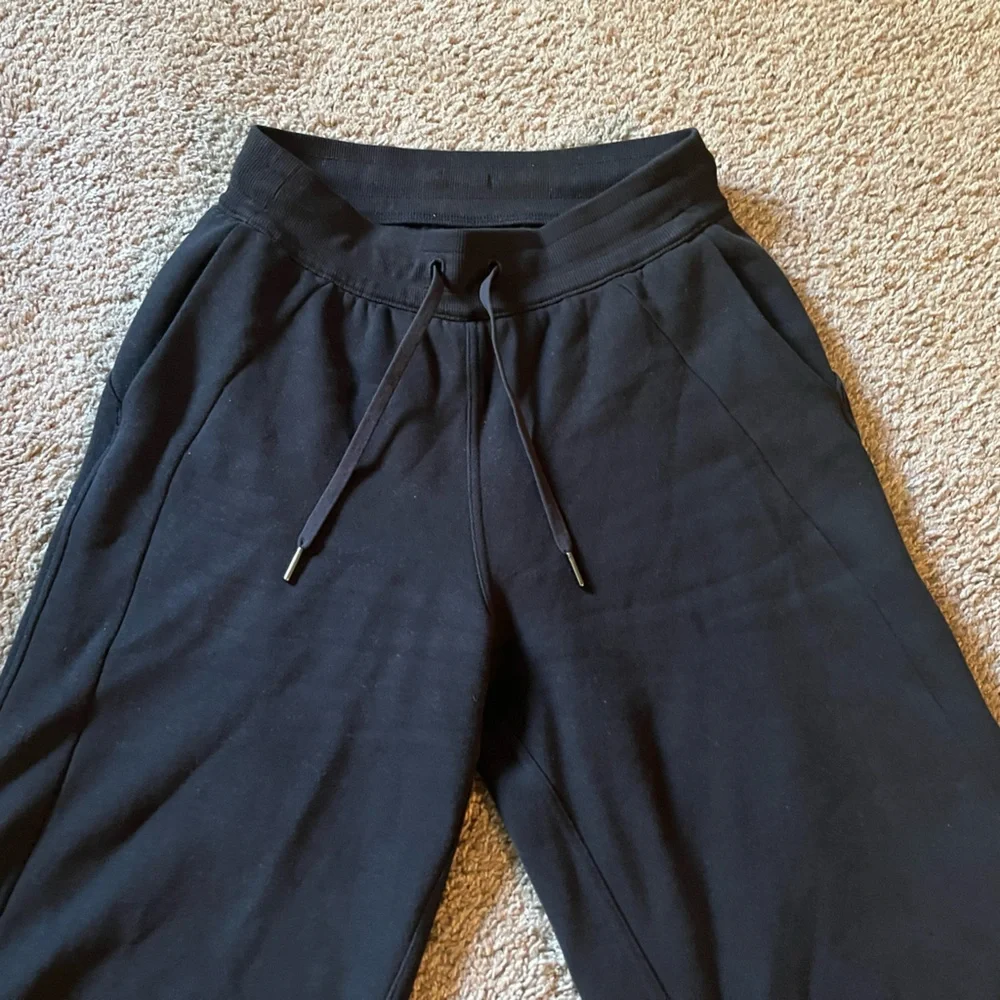 Lululemon Scuba Mid Rise Wide Pants - Picture 7 of 9